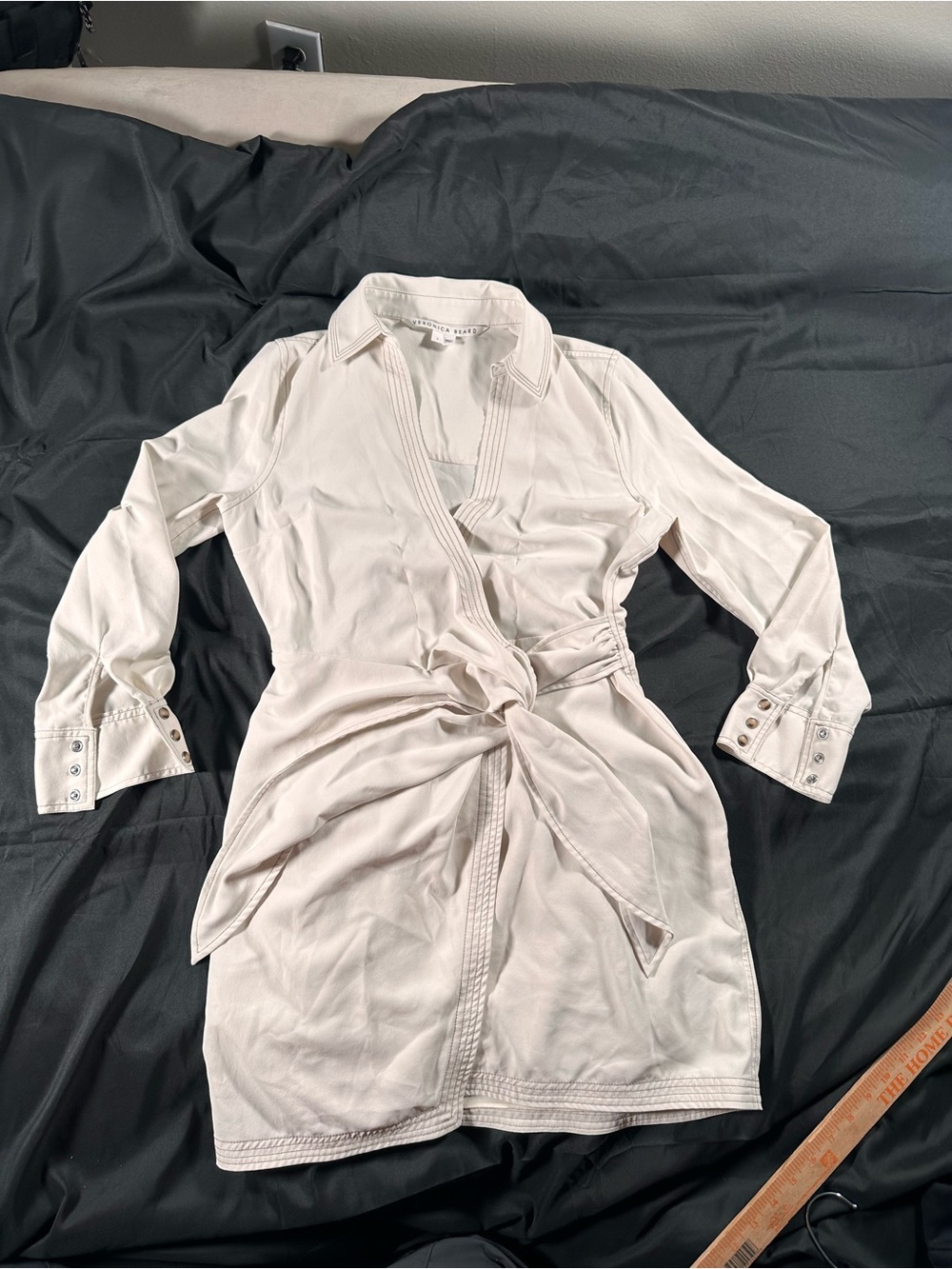 Veronica Beard V Neck Mini Dress Cream Size 4 Pearl Snap Long Sleeve Equestrian